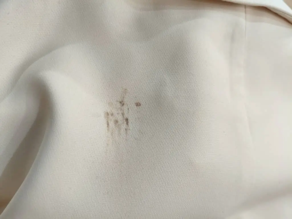 1664- کت و شلوار مهرسا (ایراد دار)